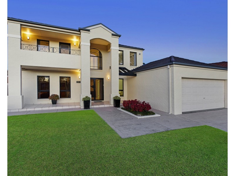 9 Tallowood Crescent, Erina NSW 2250