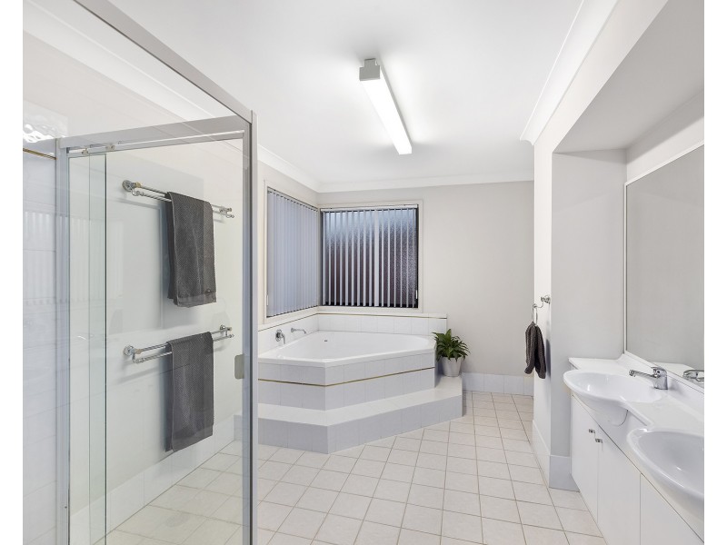 9 Tallowood Crescent, Erina NSW 2250