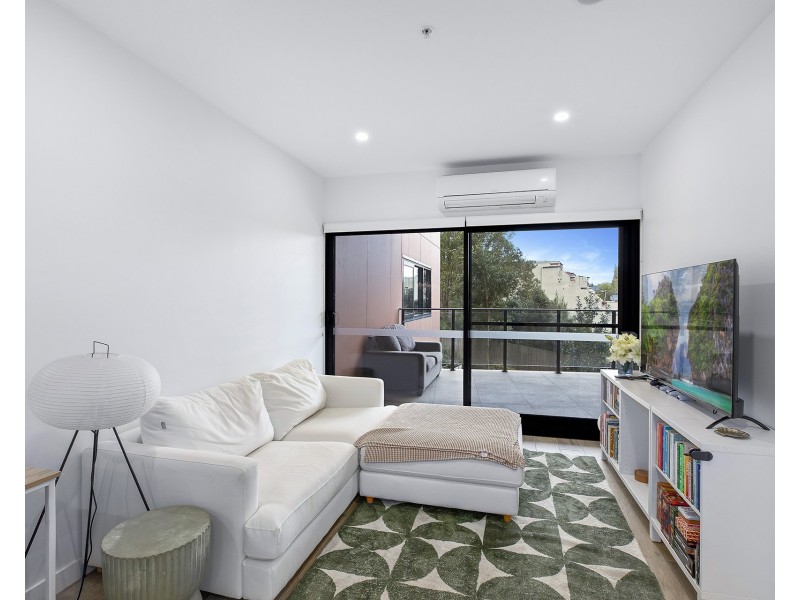 212/25 Mann Street, Gosford NSW 2250