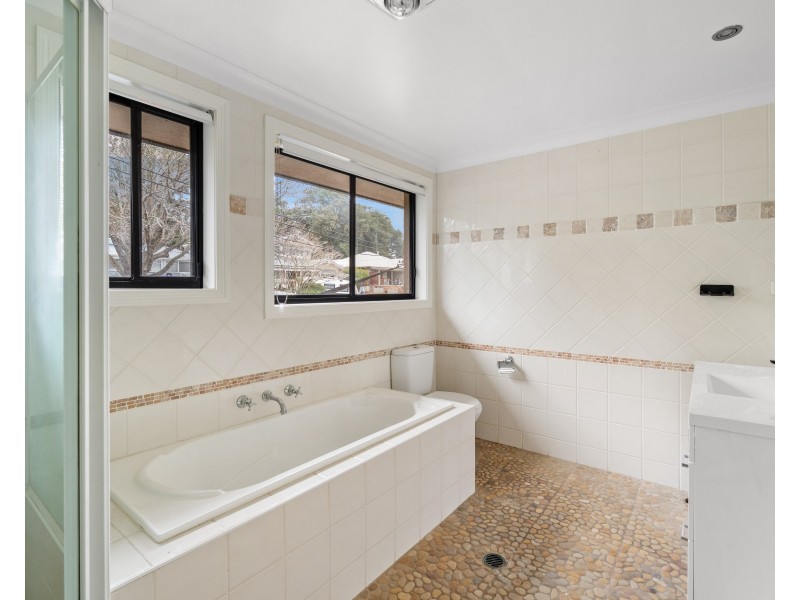 3 Old Gosford Road, Wamberal NSW 2260