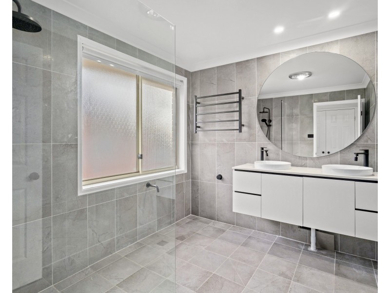 26 Bannister Drive, Erina NSW 2250