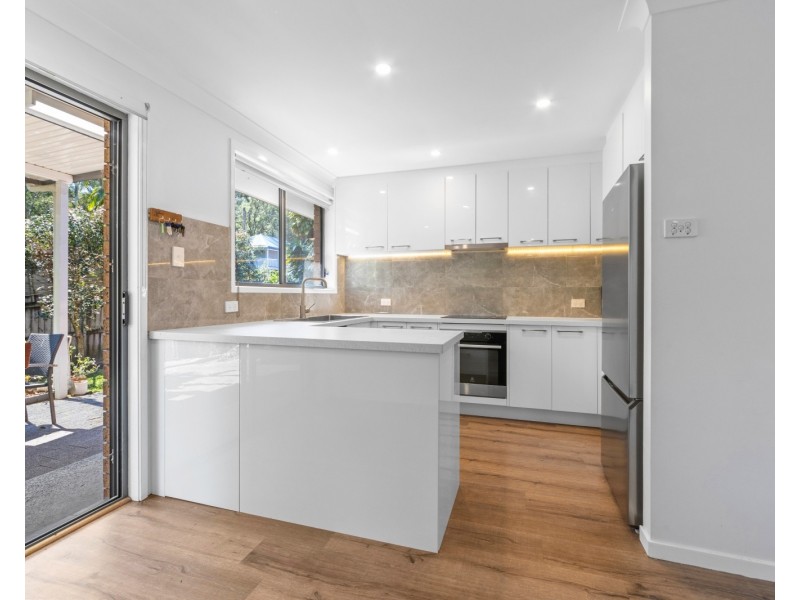 33 Marana Road, Springfield NSW 2250