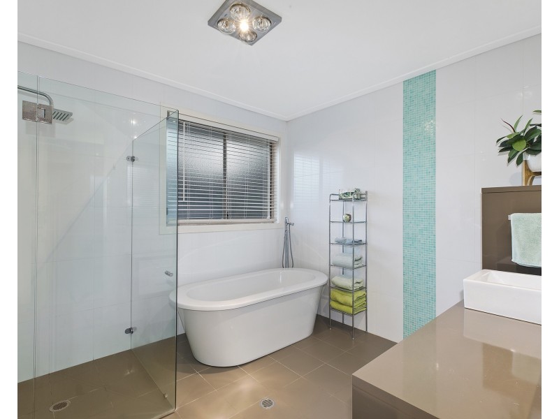 4 Ridgeview Close, Terrigal NSW 2260