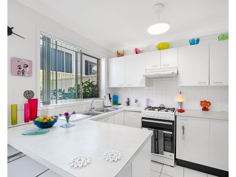 2/506 Pacific Highway, Wyoming NSW 2250