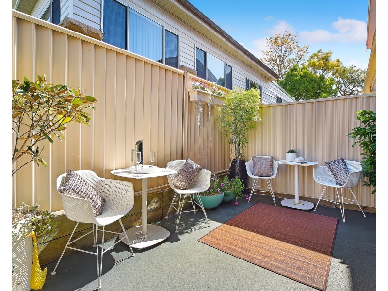 2/506 Pacific Highway, Wyoming NSW 2250