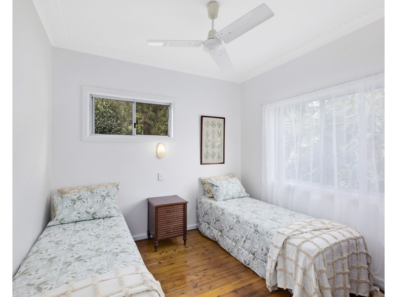 175 Bateau Bay Road, Bateau Bay NSW 2261