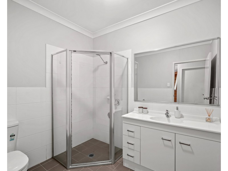 9/13 Jennie Cox Close, Erina NSW 2250