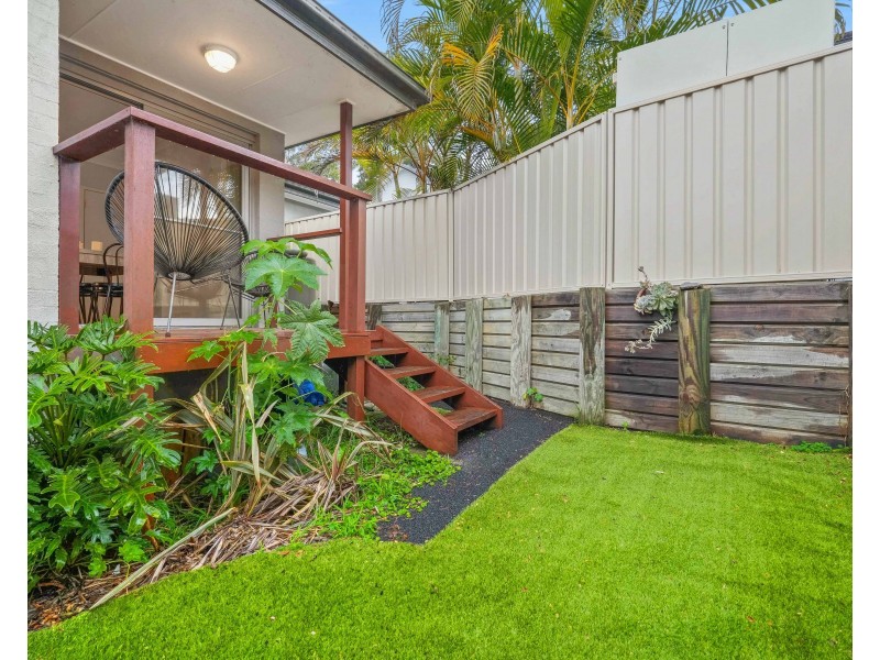 9/13 Jennie Cox Close, Erina NSW 2250