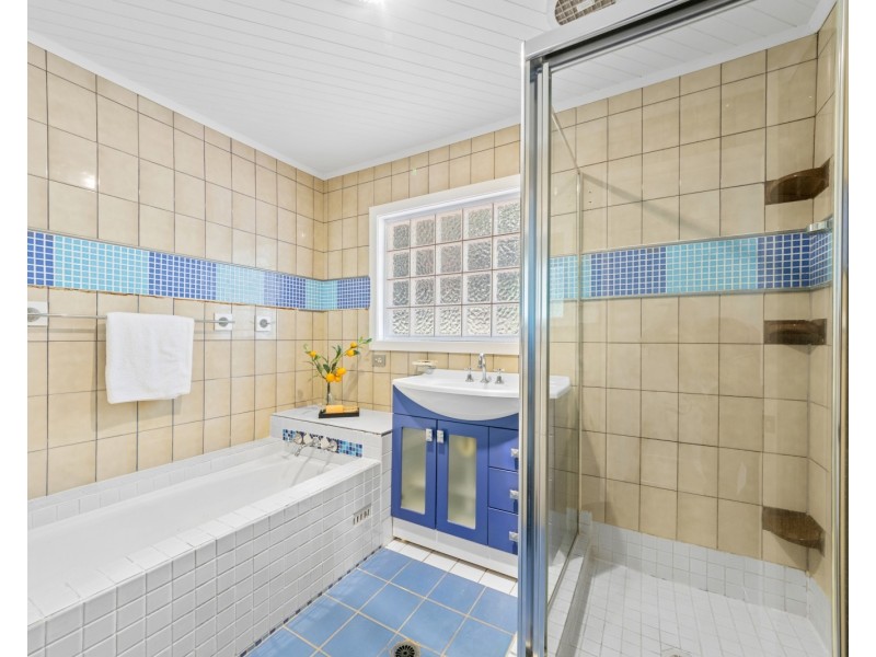 12 Birdland Close, Copacabana NSW 2251