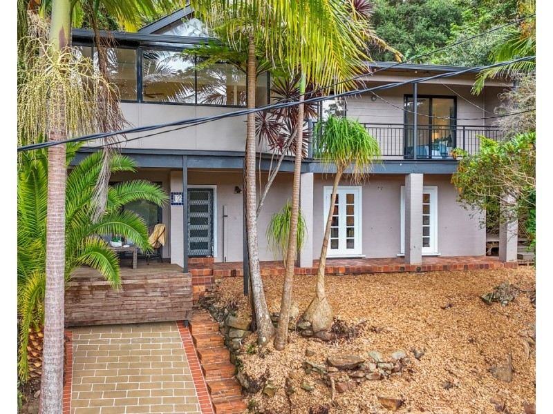 12 Birdland Close, Copacabana NSW 2251