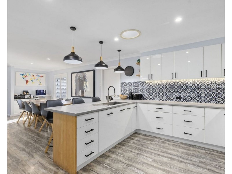 6 Sundale Avenue, Terrigal NSW 2260