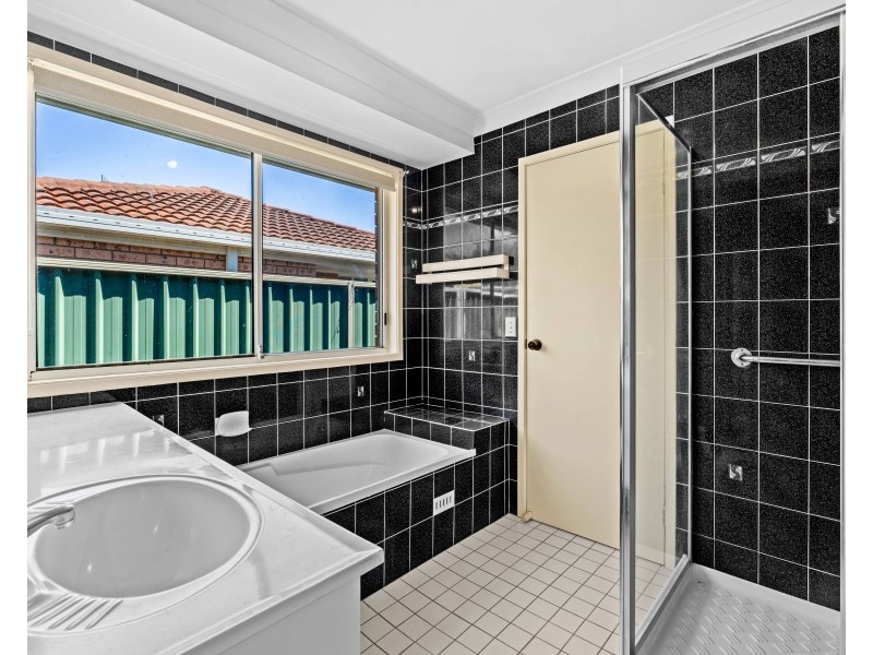 12 Eden Grove, Erina NSW 2250