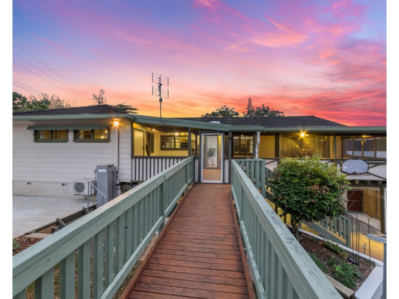 2 Greenoaks Road, Narara NSW 2250