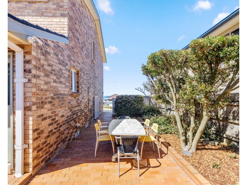 1/57 Werrina Parade, Blue Bay NSW 2261