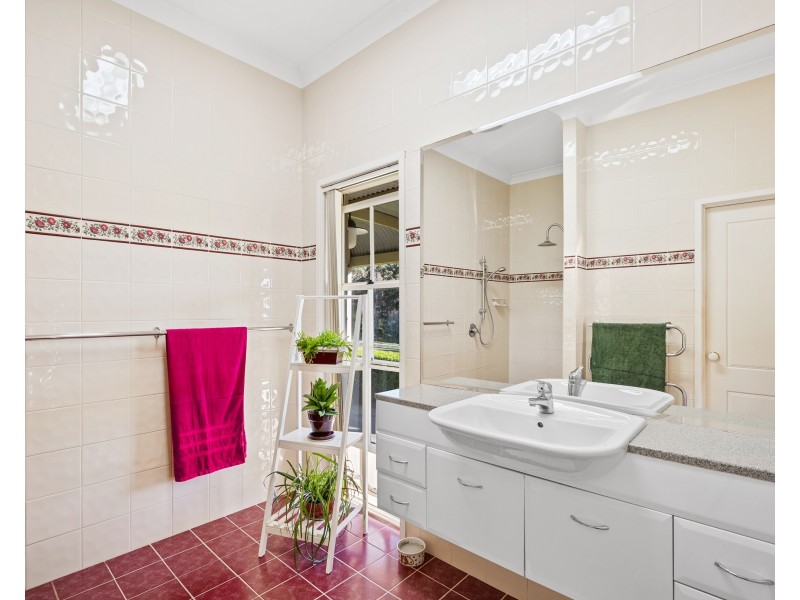 101 Pacific Highway, Mount White NSW 2250