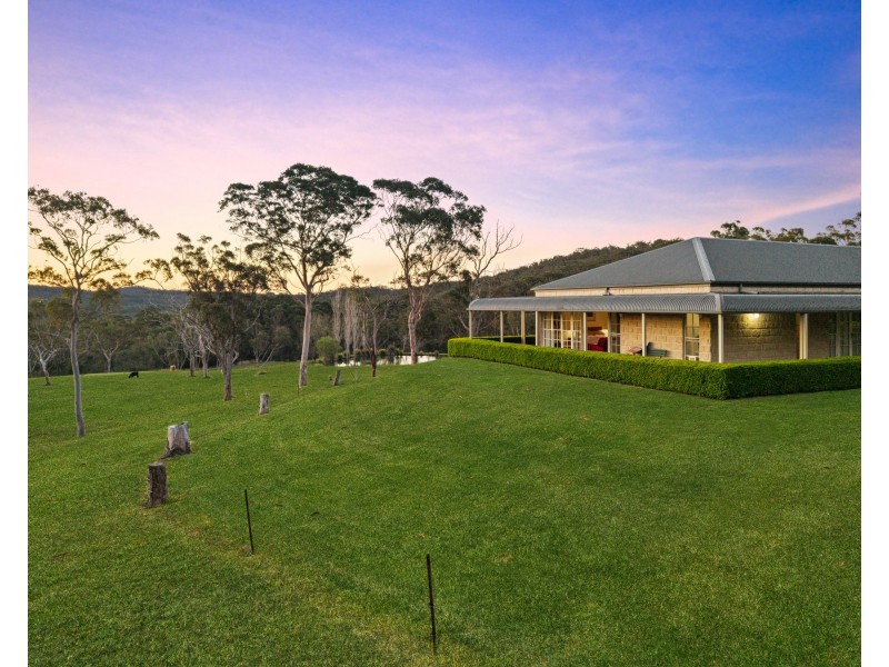 101 Pacific Highway, Mount White NSW 2250
