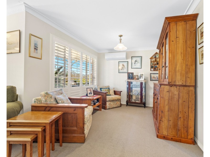 4 Orchard Downs Road, Narara NSW 2250