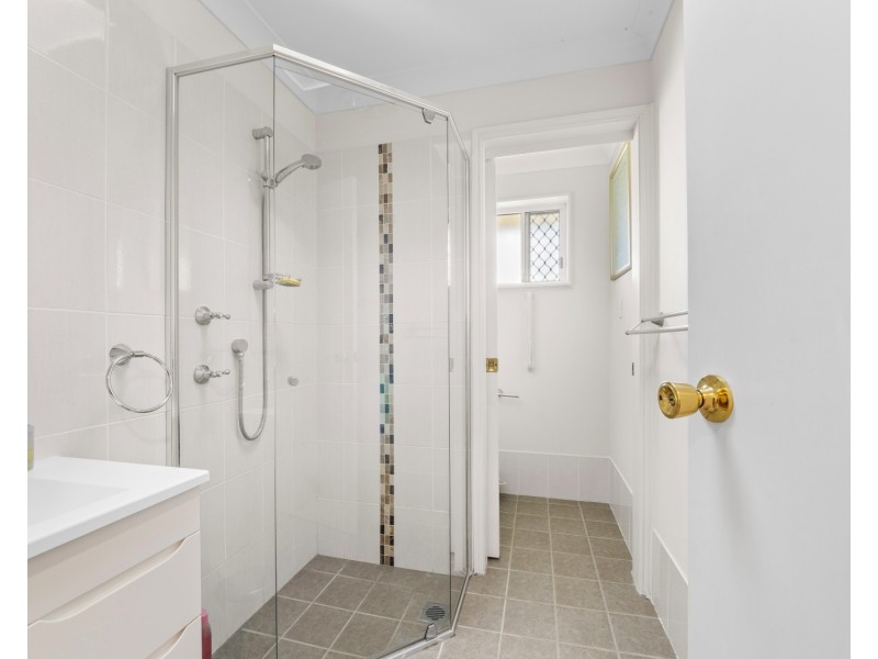 4 Orchard Downs Road, Narara NSW 2250
