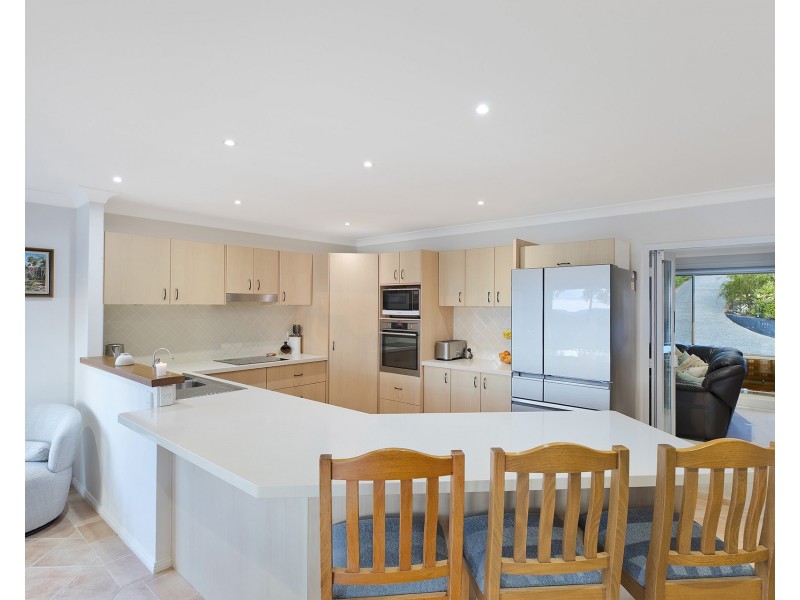 38 Wards Hill Road, Killcare Heights NSW 2257