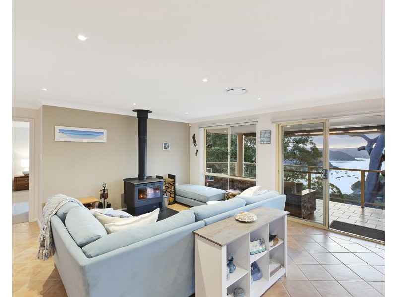 38 Wards Hill Road, Killcare Heights NSW 2257