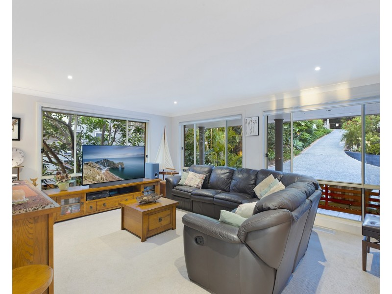 38 Wards Hill Road, Killcare Heights NSW 2257