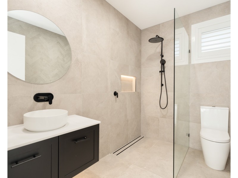 39 Lowanna Avenue, Forresters Beach NSW 2260