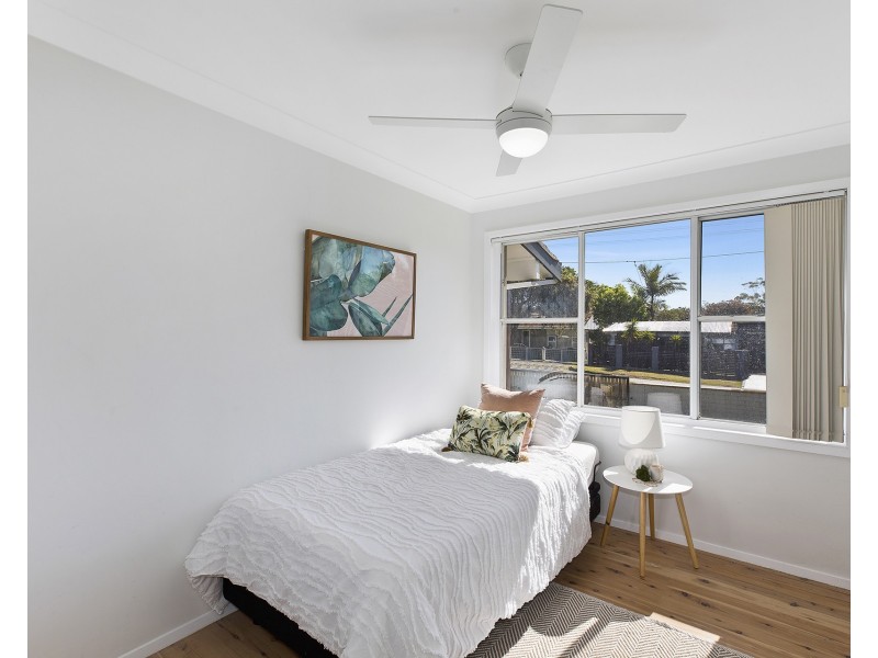 24 Cunningham Road, Killarney Vale NSW 2261