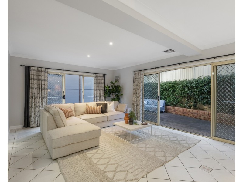 2 Scribbly Gum Crescent, Erina NSW 2250