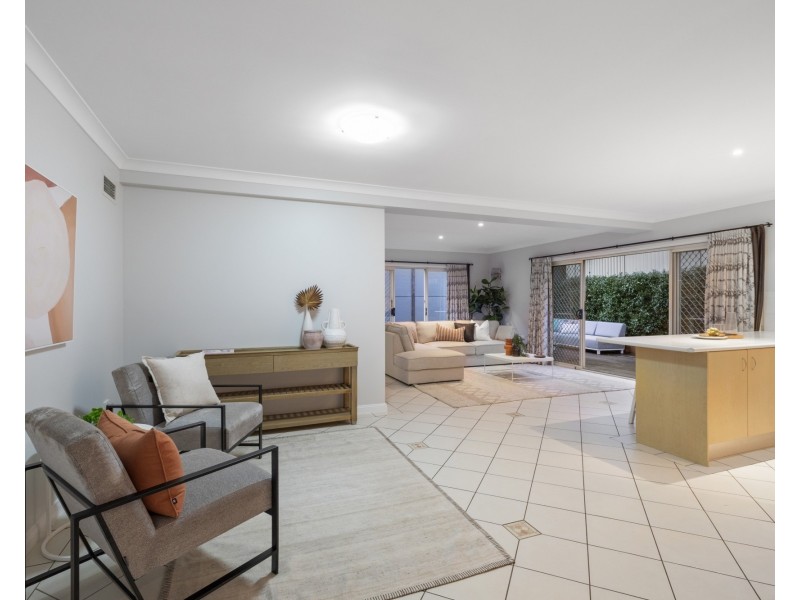 2 Scribbly Gum Crescent, Erina NSW 2250