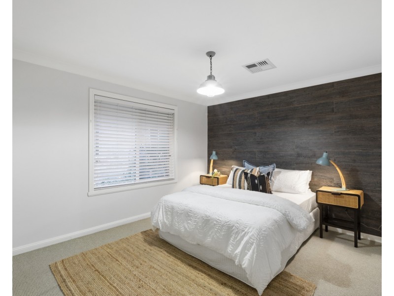 2 Scribbly Gum Crescent, Erina NSW 2250