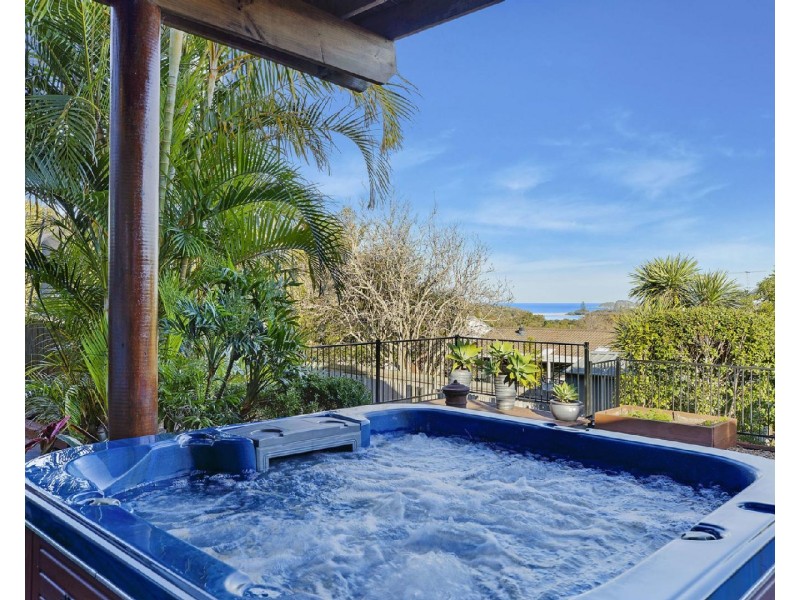 34 Coreen Drive, Wamberal NSW 2260