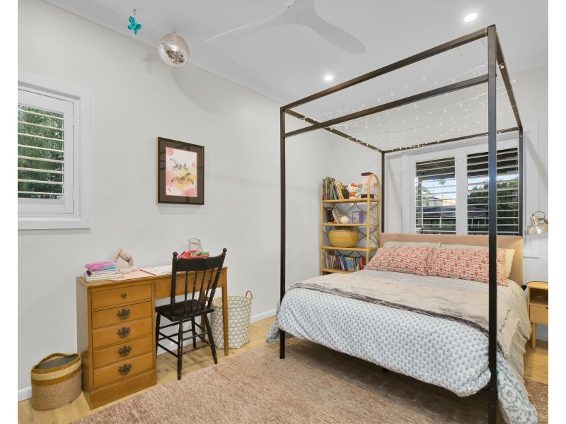 39 Lakin Street, Bateau Bay NSW 2261