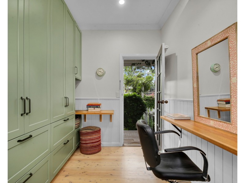 39 Lakin Street, Bateau Bay NSW 2261