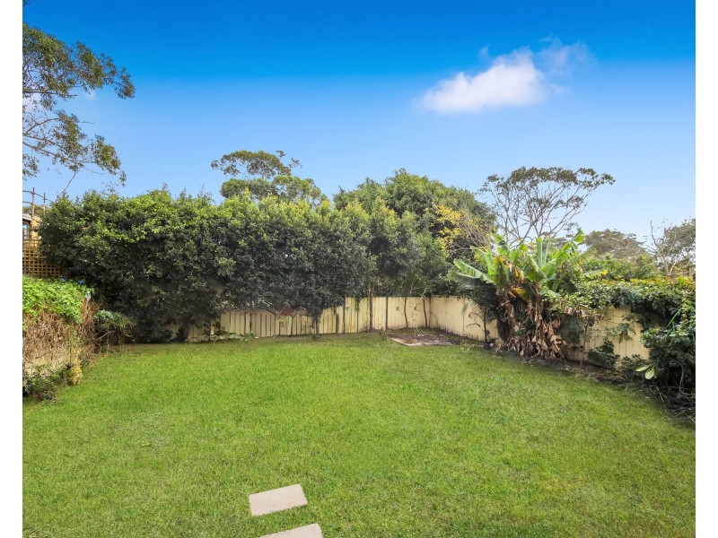 39 Lakin Street, Bateau Bay NSW 2261