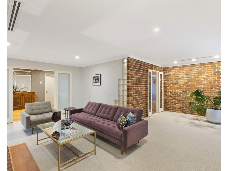 18 Windemere Drive, Terrigal NSW 2260