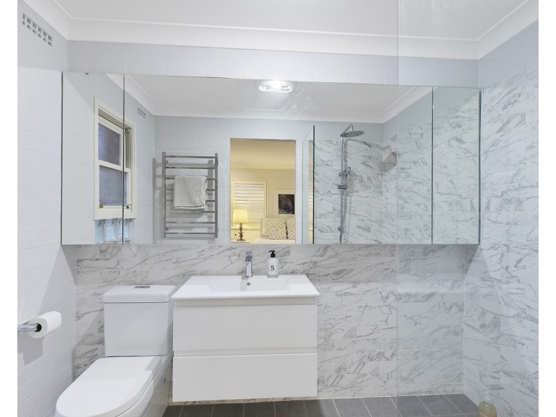 18 Windemere Drive, Terrigal NSW 2260