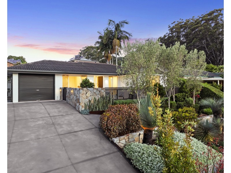 4 Greenvale Road, Green Point NSW 2251