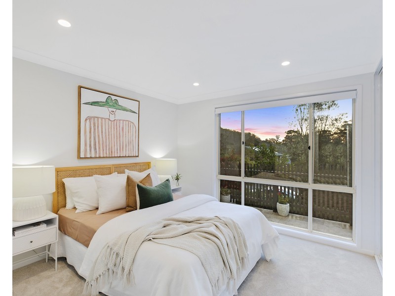 4 Greenvale Road, Green Point NSW 2251