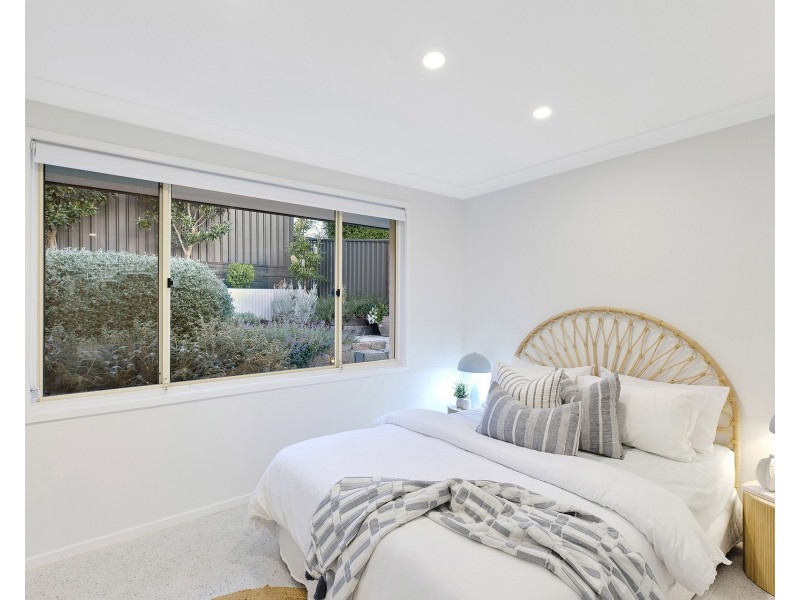 4 Greenvale Road, Green Point NSW 2251
