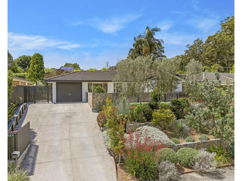 4 Greenvale Road, Green Point NSW 2251
