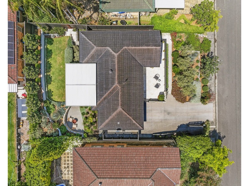4 Greenvale Road, Green Point NSW 2251