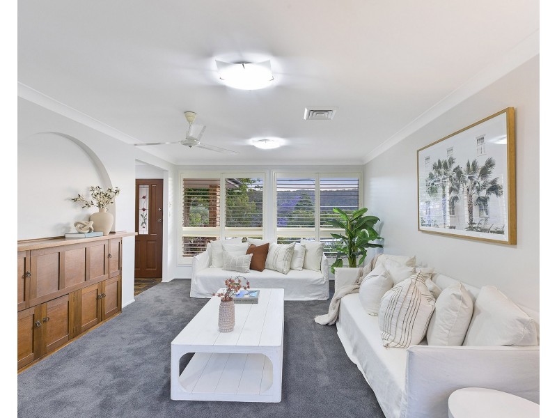25 White Cedar Close, Green Point NSW 2251