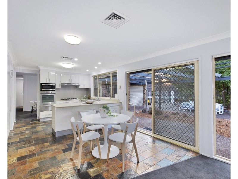 25 White Cedar Close, Green Point NSW 2251