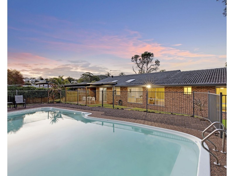 12 Loxton Avenue, Wamberal NSW 2260