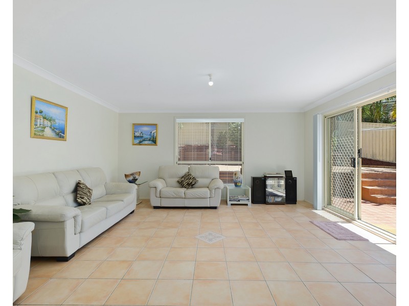 65 Thames Drive, Erina NSW 2250