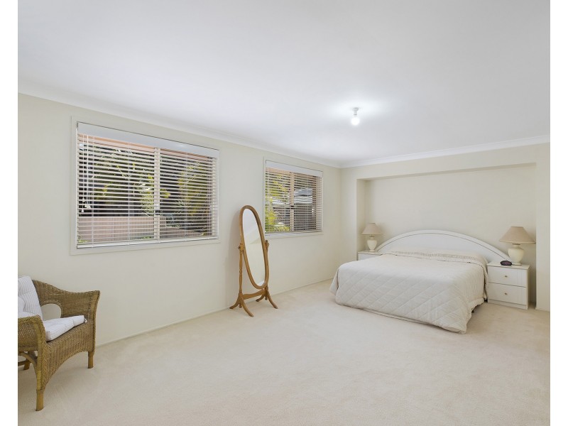 65 Thames Drive, Erina NSW 2250