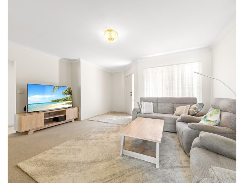 9/35A Hanlan Street South, Narara NSW 2250