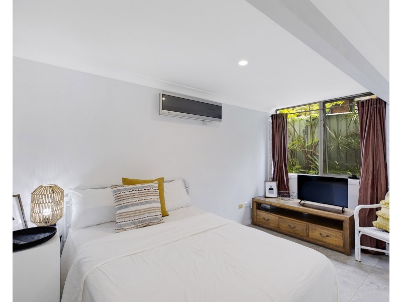 4 Kuburra Road, Erina NSW 2250
