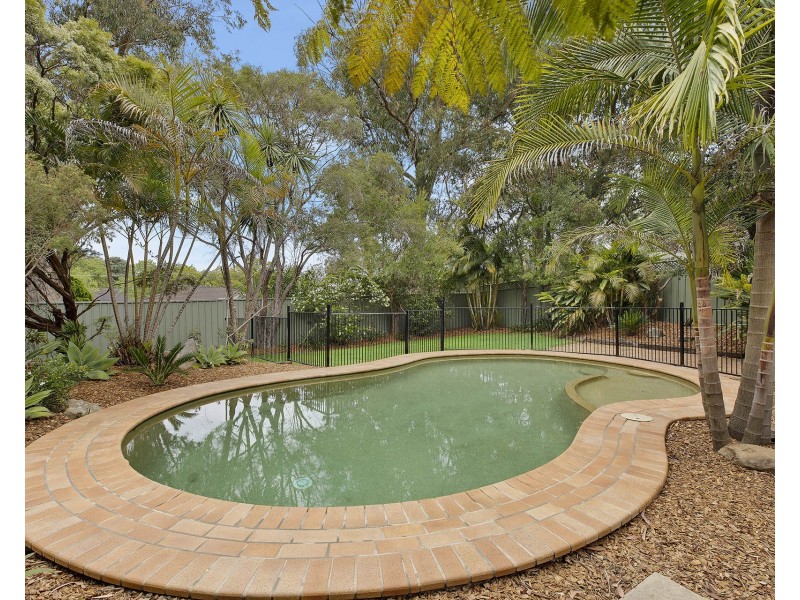 4 Kuburra Road, Erina NSW 2250