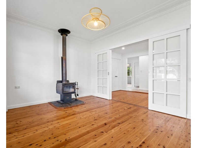16 Patrick Crescent, Saratoga NSW 2251